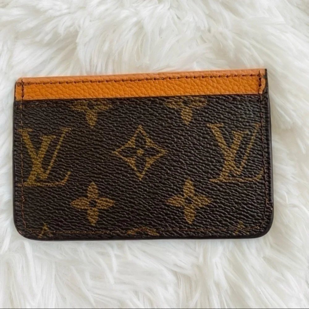 NEW L V Monogram Canvas Card Holder/Tan Leather